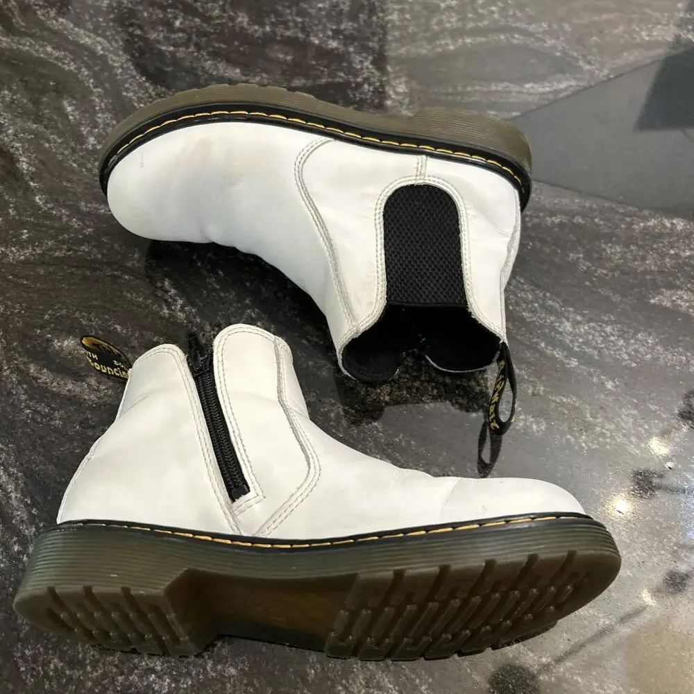Dr. Doc Martens Chelsea Boots Kids Size 3 White 2976 Quad Platform
